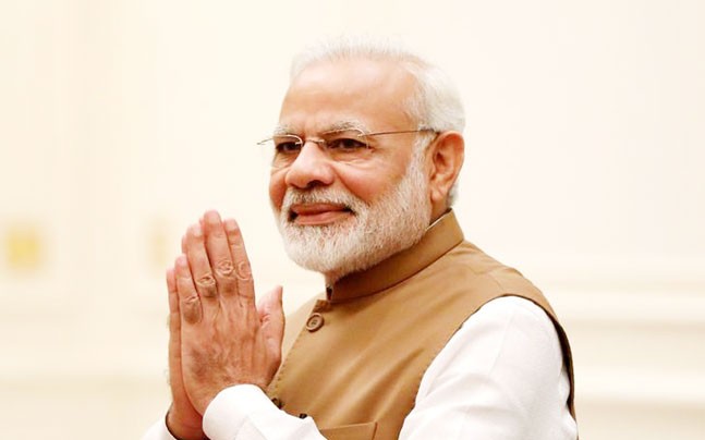 பாயுமா, பதுங்குமா?
