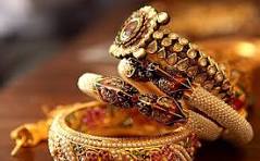 சென்னையில் இன்று ஆபரணத் தங்கத்தின் விலை சவரனுக்கு 80 ரூபாய் உயர்ந்தது.