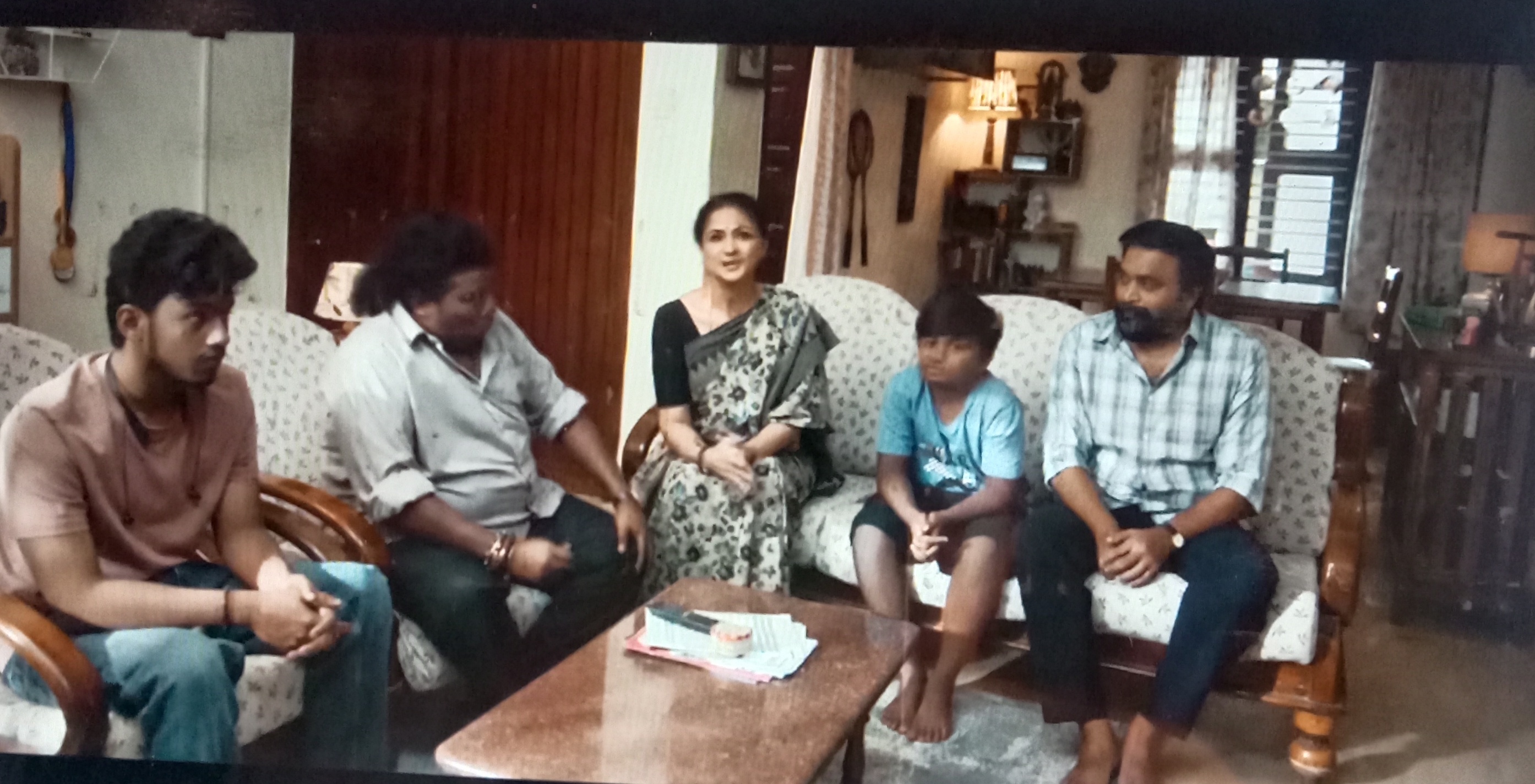 உழைப்பாளர் தினத்தை முன்னிட்டு ரெட்ரோ படமும் - டூரிஸ்ட் ஃபேமிலி படமும் வெளிவர உள்ளது.