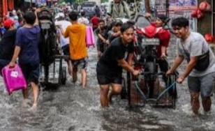 இந்தோனேசியா பாலியில் தொடர்ந்து பெய்து வரும் மழை