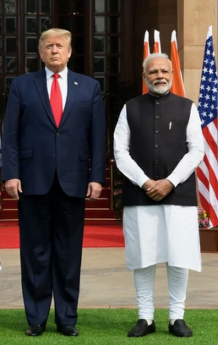 இந்திய பொருள்கள் மீதான இறக்குமதி வரியை 50 சதவீதத்திலிருந்து 18 சதவீதமாக குறைக்க அமெரிக்க அதிபர் டொனால்டு டிரம்ப் ஒப்புதல்.