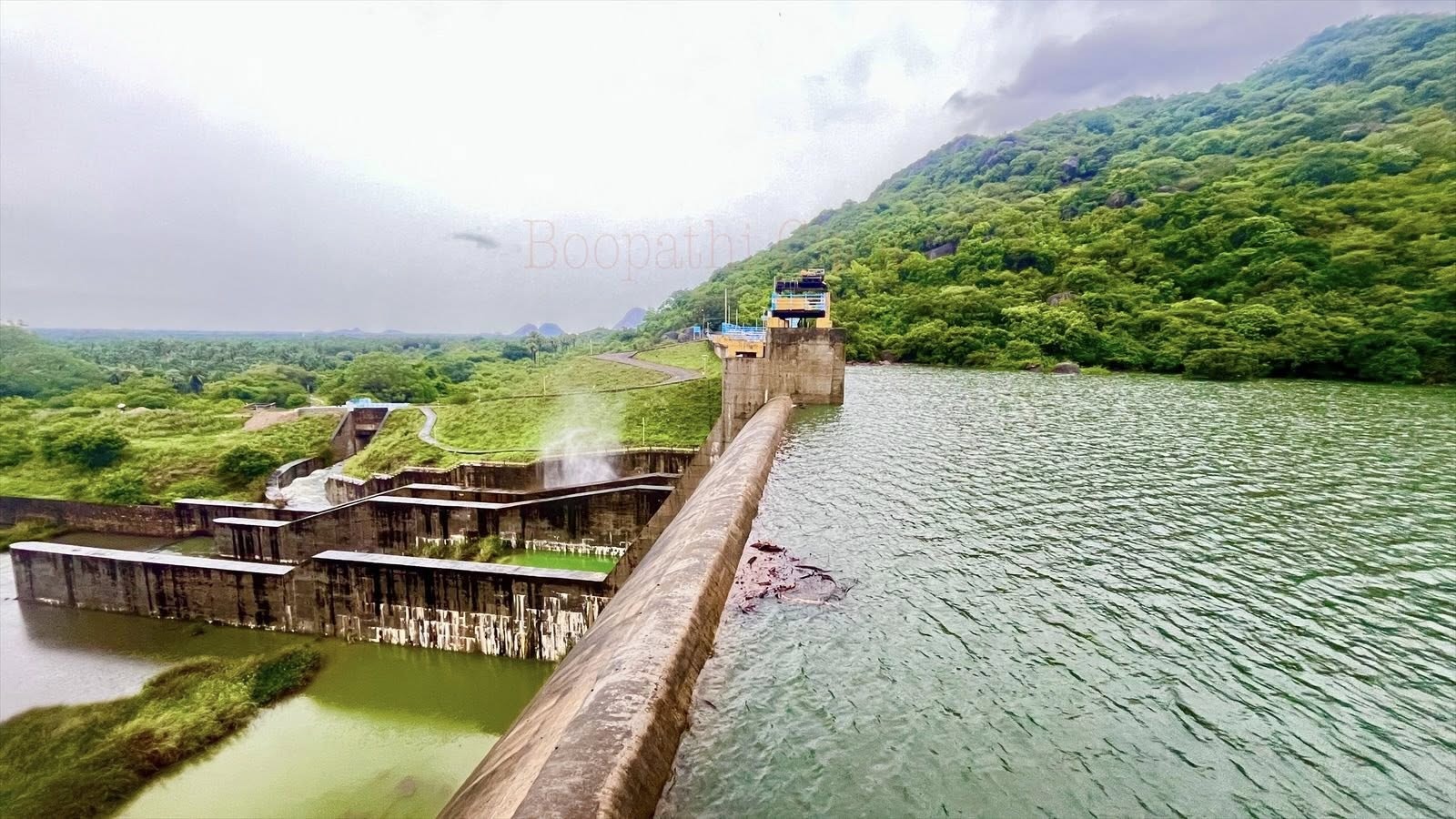 kodumudiyaru.jpg