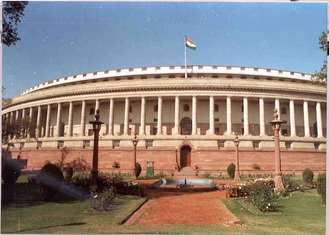 parliment1.jpg