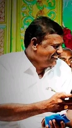 தென்காசி மாவட்ட பஞ்சாயத்து தலைவிக்கு ஆபாச எஸ்எம்எஸ் அனுப்பிய திமுக பேரூர் கழகச் செயலாளர்.