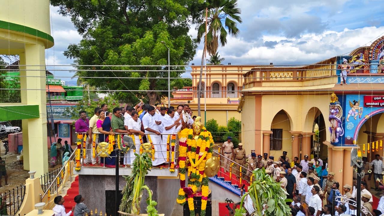 pulidevan01.jpg