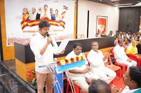  தமிழக வெற்றி கழக தலைவர் விஜய் சட்ட வல்லுனர்களோடு ஆலோசனை.